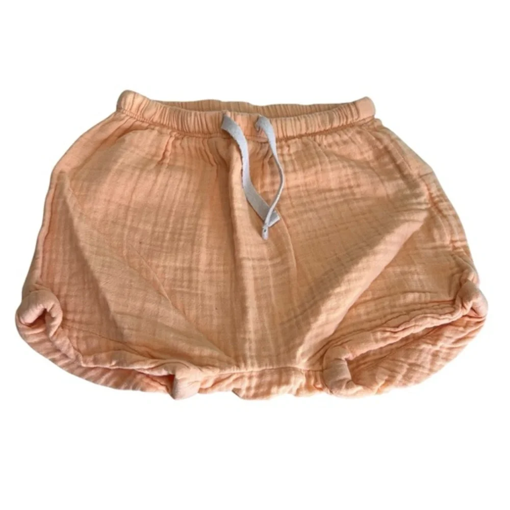Old Navy Peachy Gauze Style Shorts Size 18-24 months